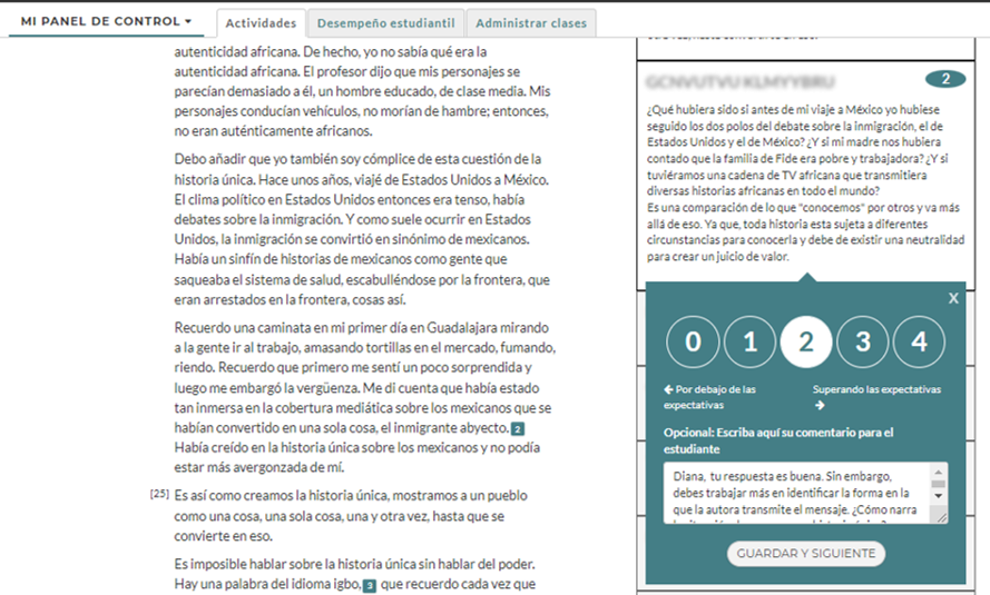 Imagen de la respuesta corta de un estudiante. Abajo de la respuesta se muestra la calificación y el comentario del docente.